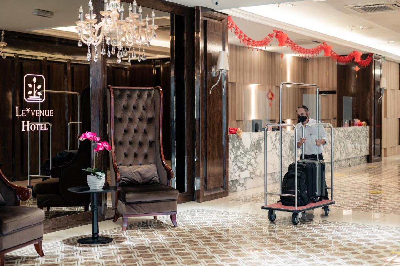 Le'Venue Hotel Банги Экстерьер фото